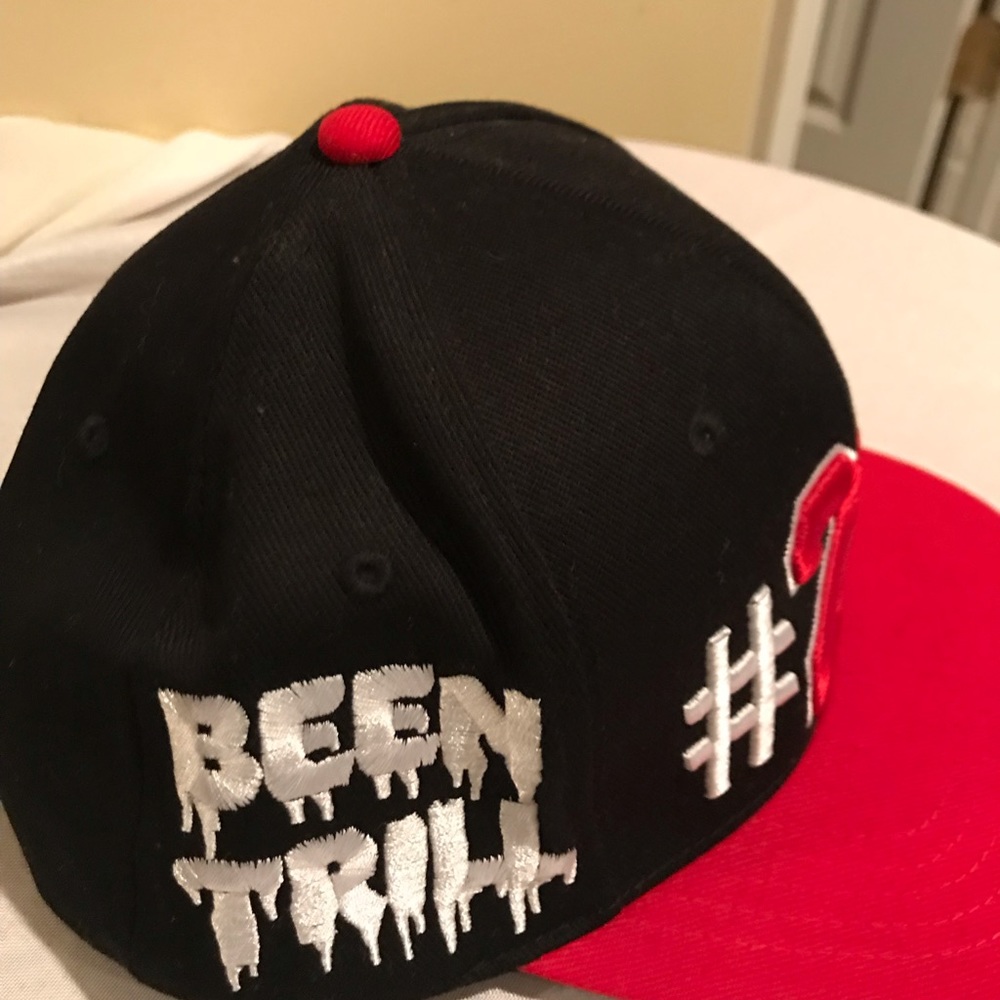 Baseball cap - Picture 5 of 7